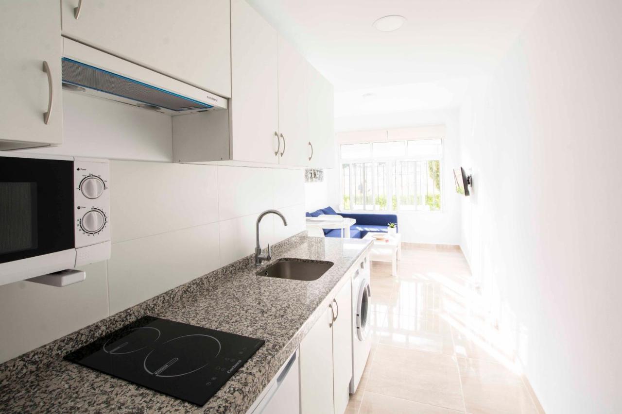 Apartamentos Los Alamos Sardinero 토레몰리노스 외부 사진