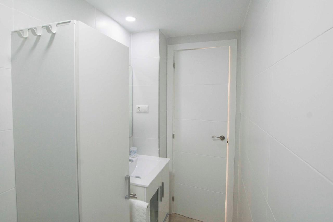 Apartamentos Los Alamos Sardinero 토레몰리노스 외부 사진