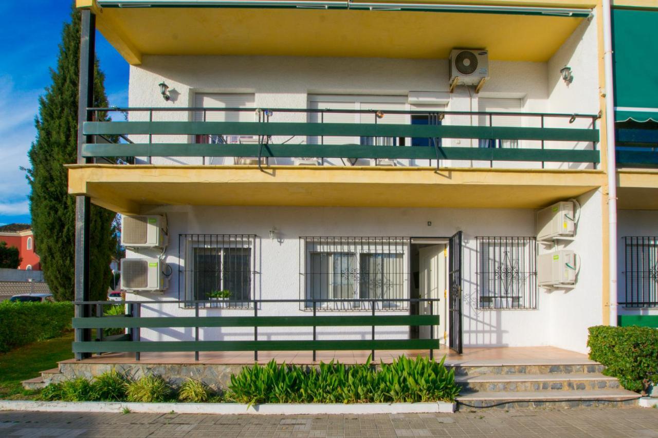 Apartamentos Los Alamos Sardinero 토레몰리노스 외부 사진