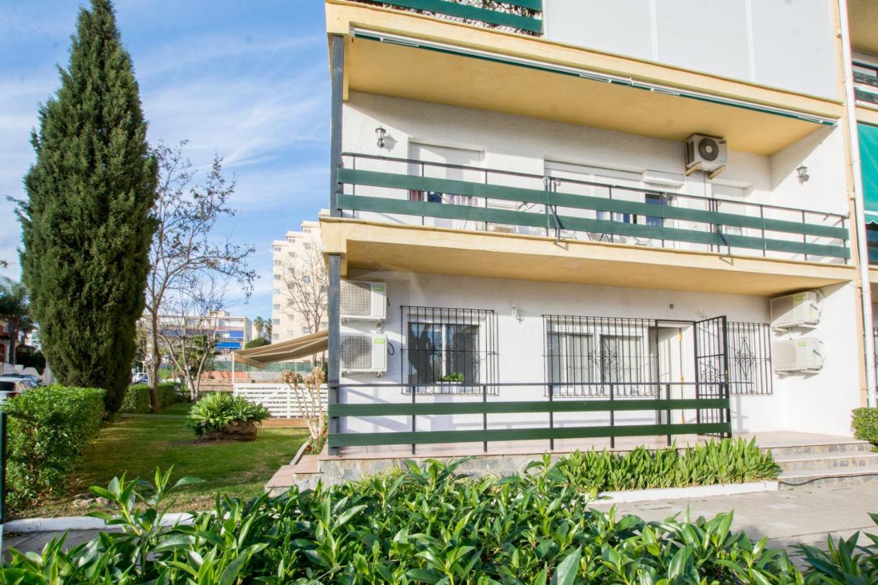 Apartamentos Los Alamos Sardinero 토레몰리노스 외부 사진